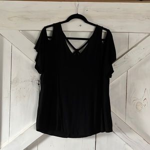3/$15 Lane Bryant Cold Shoulder Blouse